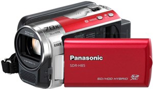 Panasonic ra 6 máy quay mới 