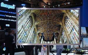 TV LED Full HD 3D lớn nhất thế giới
