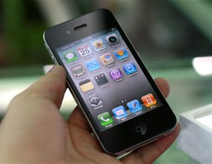 iPhone 4 cuối năm tăng giá