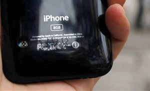 Giải mã những ký tự "bí ẩn" đằng sau chiếc iPhone 