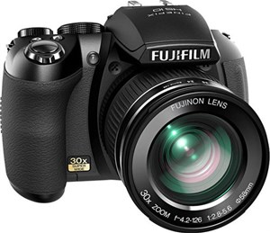 Siêu zoom Fujifilm HS-10 có firmware mới 