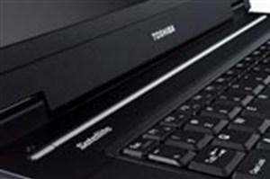 “Tia chớp bạc” - Toshiba Satellite L30 ra mắt công chúng