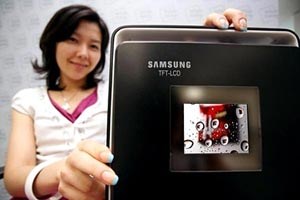 Samsung giới thiệu màn hình 3-inch LCD VGG