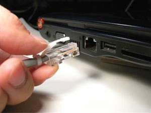 Sửa giắc cắm Ethernet bị gẫy lẫy