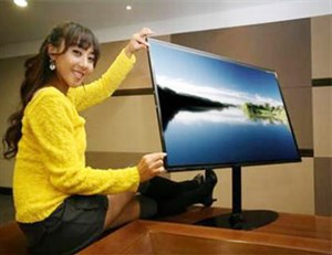 Samsung trình làng màn hình TV LCD siêu mỏng