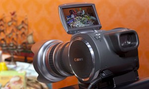 Máy máy quay độ phân giải siêu cao của Canon