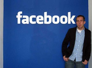 Facebook kiện mạng xã hội khiêu dâm “đụng hàng”