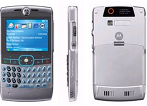 Motorola rót tiền cho điện thoại e-mail