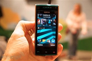 Đầu năm 2010, Nokia X6 mới đến Việt Nam