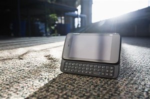 Nokia N900 hàng đặt giá hơn 14 triệu