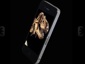 iPhone 4 có vỏ răng khủng long giá 1,4 tỷ đồng