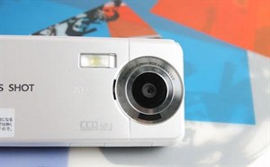 Di động 12 Megapixel của Sharp