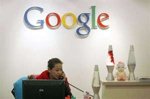 Google nghi ngờ bị “nội gián”