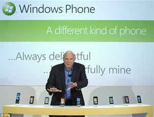 Microsoft nên thôn tính Nokia chứ không phải RIM