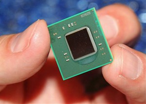 Microsoft thúc Intel phát triển chip Atom 16 lõi 