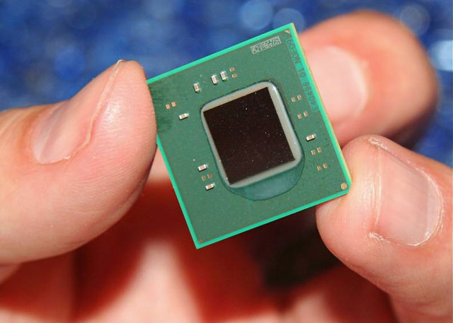 Microsoft thúc Intel phát triển chip Atom 16 lõi