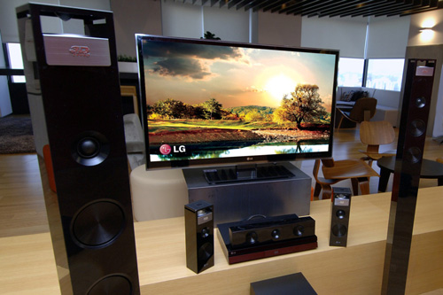 3D Sound Zooming đồng bộ hóa độ sâu hình ảnh trong TV và âm thanh đầu ra.