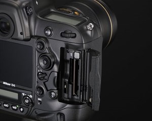 Nikon D4 trình làng, giá bán 5.999 USD