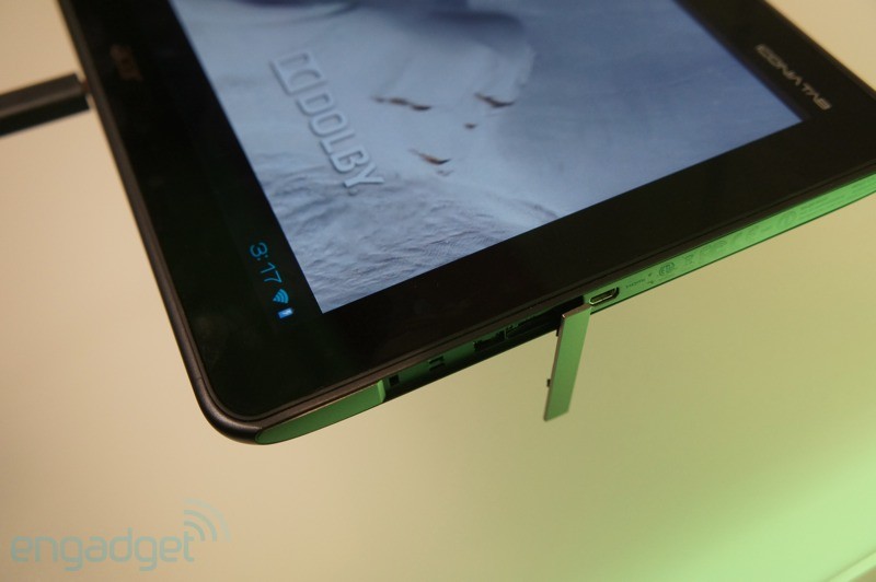 Ảnh thực tế Iconia Tab A700 lõi tứ