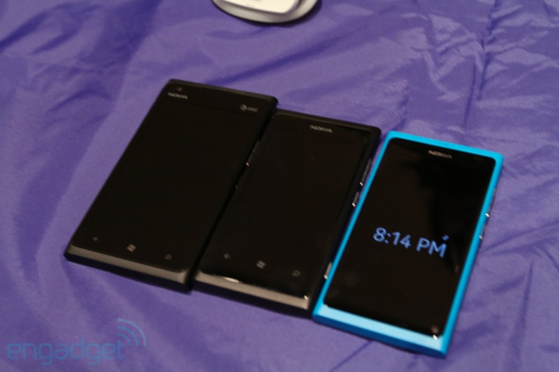 Hãng Nokia chính thức trình làng mẫu Lumia 900