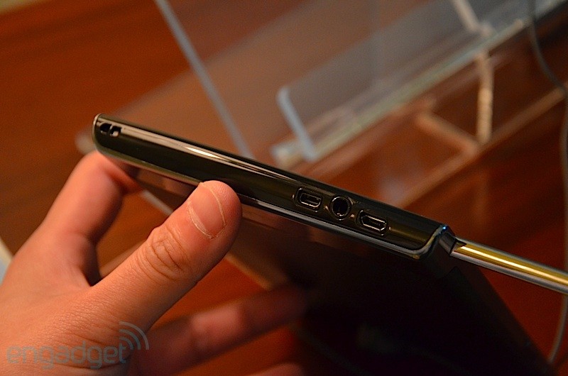 Ảnh thực tế EeePad MeMO ME171