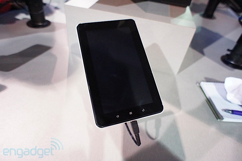 Ảnh chính thức Viewsonic e70