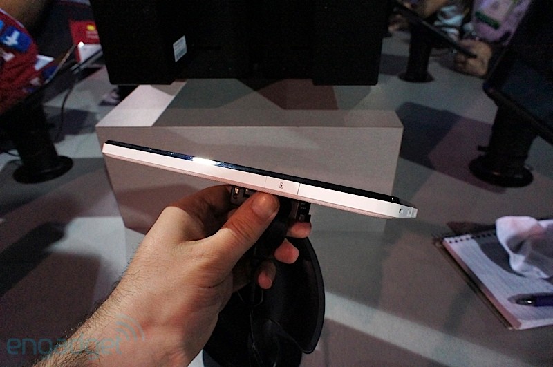 Ảnh chính thức Viewsonic e70