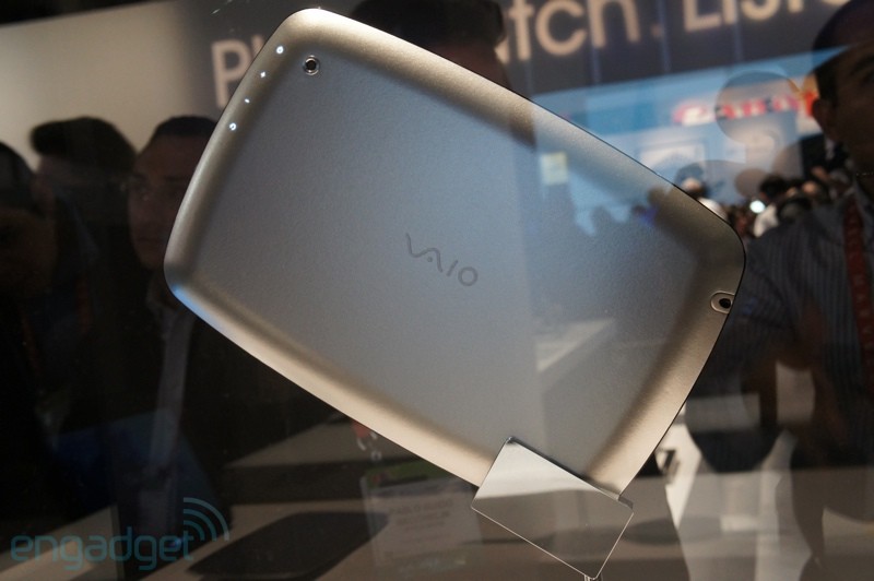 Ảnh thực tế tablet Slate của Sony