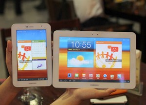 Bộ đôi Galaxy Tab màu trắng 'độc' ở VN