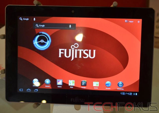 Phiên bản thử nghiệm của Fujitsu Stylistic m532 chạy trên Android Honeycomb.
