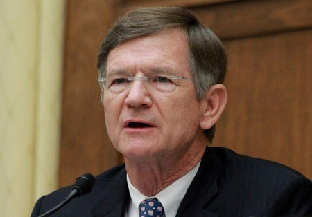 Chân dung Lamar Smith, tác giả của dự luật gây tranh cãi SOPA