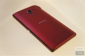 Ảnh Sony Xperia ZL bản đặc biệt màu đỏ