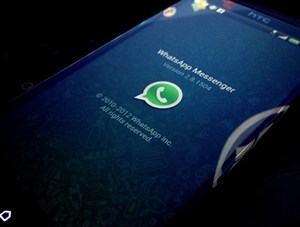 Bắt người dùng cung cấp danh bạ, Whatsapp có thể bị kiện