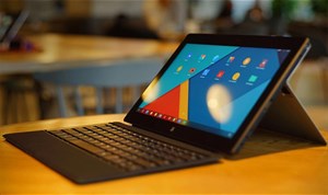 Cựu kỹ sư Google chế tạo máy tính bảng "nhái" Surface