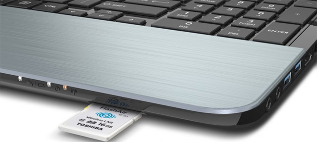 Toshiba FlashAir III Wireless Toshiba giới thiệu loạt ổ cứng di động khủng và thẻ nhớ đặc biệt