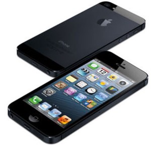 Nên mua iPhone 5 xách tay hay iPhone 5C chính hãng?