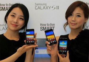 Samsung giới thiệu Galaxy J1: màn 4.3 inch, lõi kép 1.2GHz