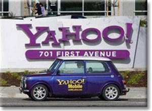 Microsoft đe doạ “lật đổ” ban lãnh đạo Yahoo