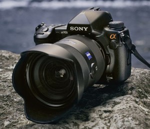 Alpha A900 - máy ảnh full frame đầu tiên của Sony