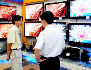 Giá TV LCD dần bình ổn