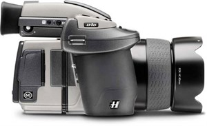 Hasselblad bình dân hóa máy ảnh medium format