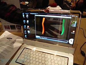 Samsung sắp ra laptop có màn hình “trong suốt” 