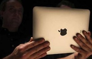 Apple: iPad sẽ 'bóp chết' netbook nhờ... 'ma thuật' 