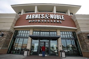 Amazon đang bị Barnes & Noble "chọc gậy bánh xe"