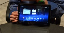 Motorola Xoom: Mua hay đợi iPad 2?