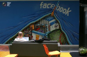 Facebook có bị nâng giá quá mức?