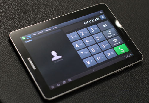 Khả năng gọi điện và nhắn tin là một thế mạnh lớn của Tab 7.7.