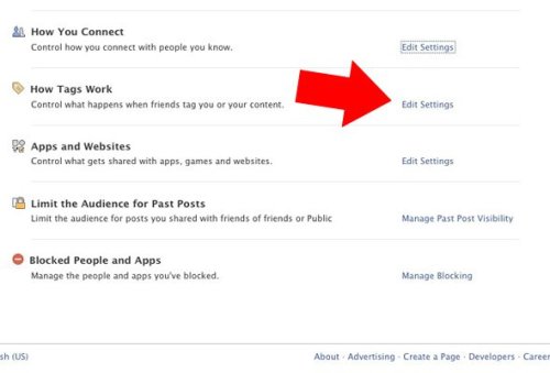 Giữ Facebook khỏi ánh nhìn “soi mói”