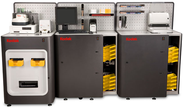 “Người khổng lồ” Kodak khai tử bộ phận máy ảnh