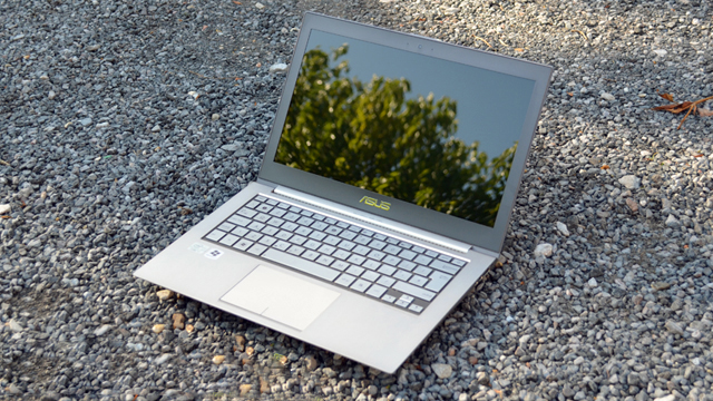 Mẫu Asus Zenbook. (Nguồn: Internet)